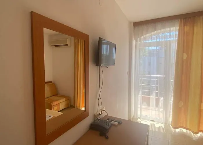 Хотел Concordia Plaza 2 Приморско