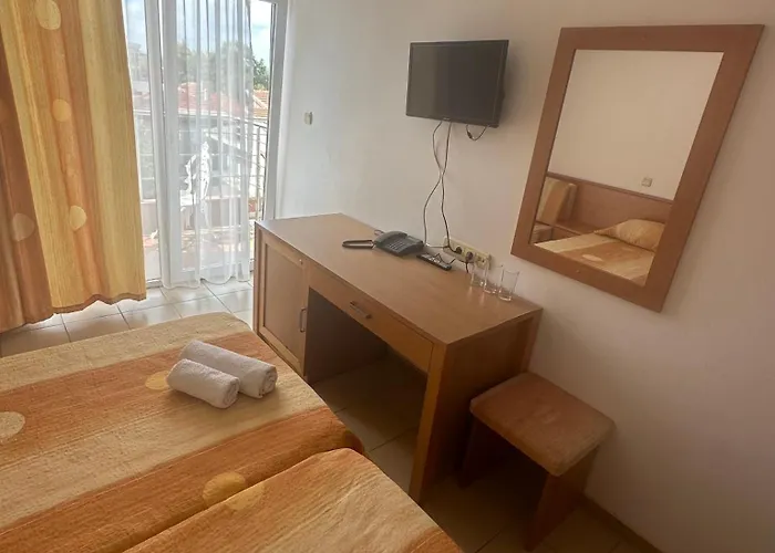 Concordia Plaza 2 Хотел 3*